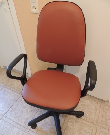 Компьютерное кресло Эко-кожа