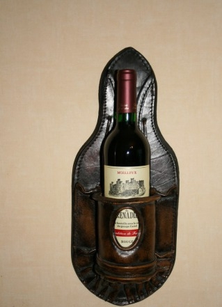 Необычный подарок - футляр для вина