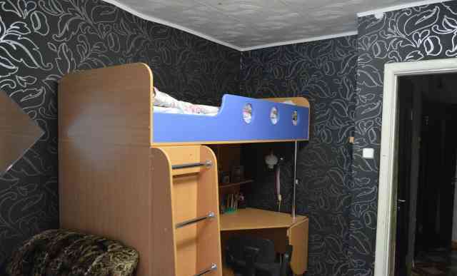 Чердак-кровать с встроеным столом и шкафом
