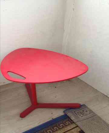 Ikea стол для ноутбука красный, реальное фото