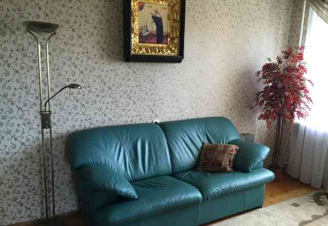 Стильный кожанный диван + кресло + пуфик Бельгия