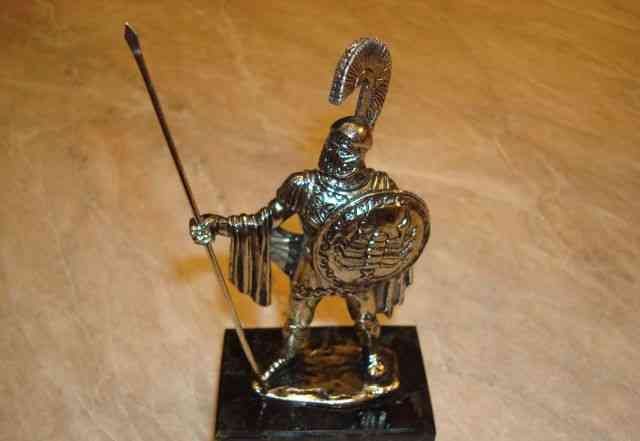 Оловянная статуэтка "Спартанец"