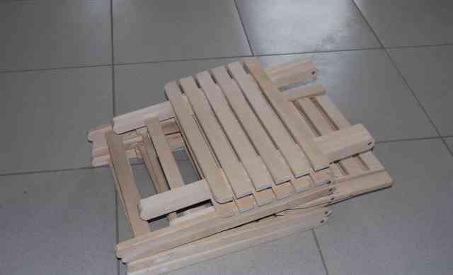 Набор складной деревянной мебели