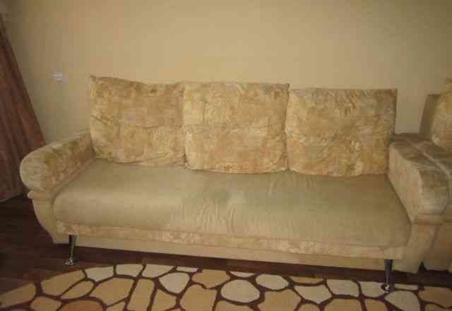  мягкий уголок (диван и 2 кресла)