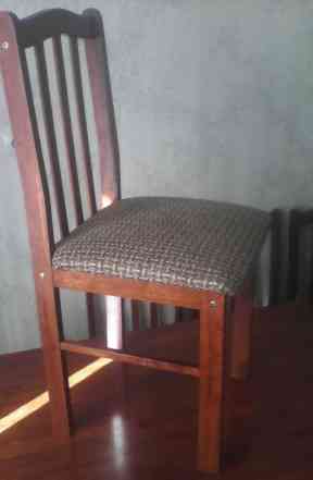 Стол и стулья (малайзия)