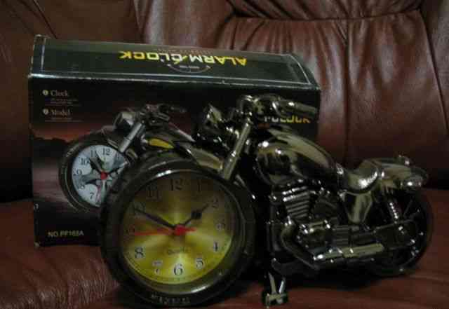 Часы-будильник мотоцикл