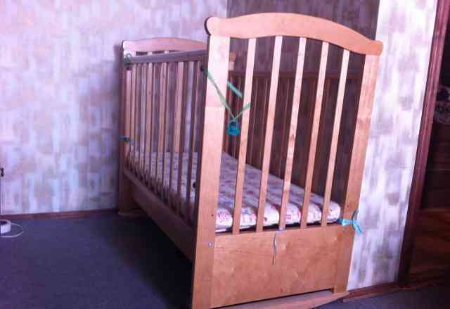 Импортная детская кроватка