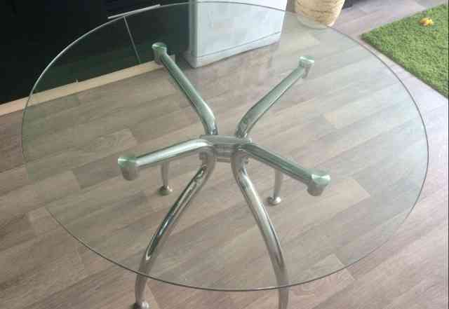 Стеклянный круглый стол