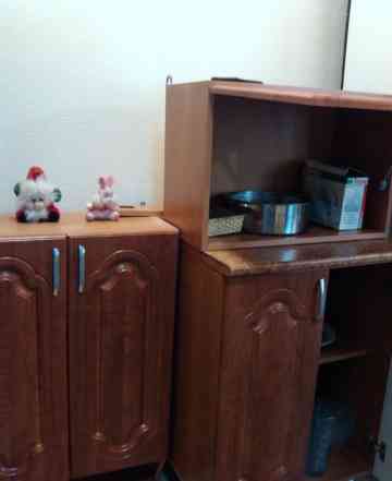 Кухонные шкафы, стол-тумба
