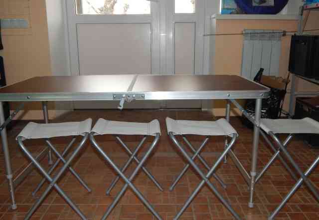 Новый набор стол И 4 стула