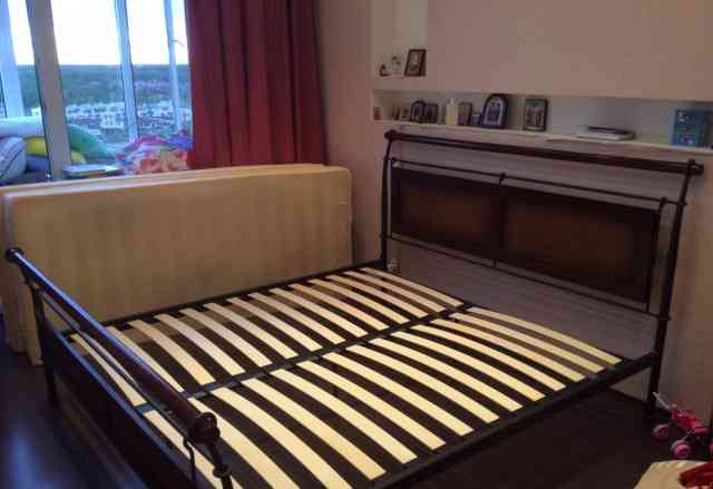Двухспальная кровать кованная Parigi 2000x1800