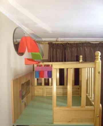 Детская двухярусная кровать с игровой зоной
