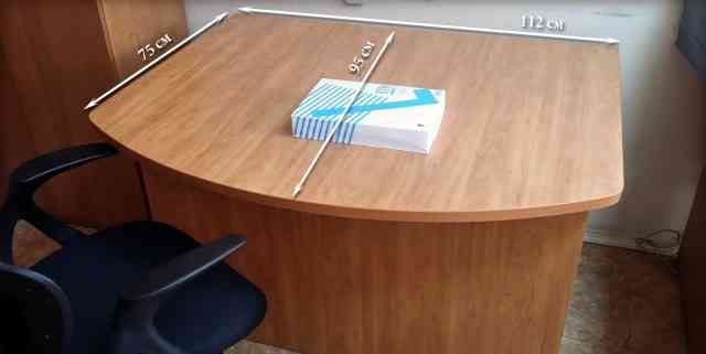 Офисный стол для заседаний составной