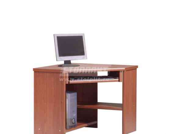 Угловой компьютерный стол б/у