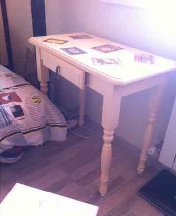 Новый стол деревянный