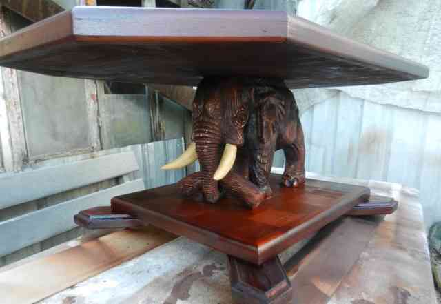 Стол журнальный со слоном (70х100х50h)