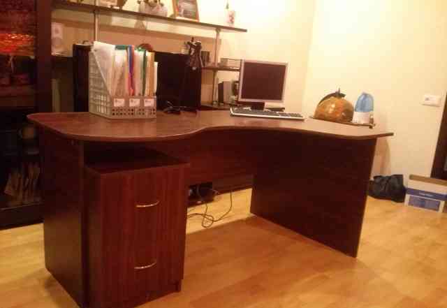  письменный стол для дома или офиса