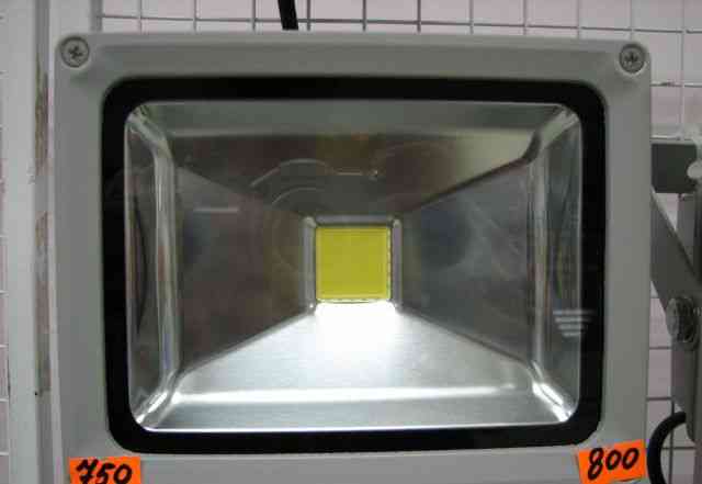 Светодиодный прожектор 20 вт. гарантия