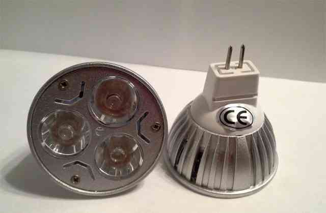 Светодиодная лампа LED 3вт/12в GU5.3 (MR16), синяя