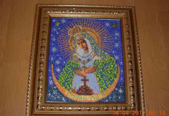 Икона Остробрамской Богородицы, вышитая бисером