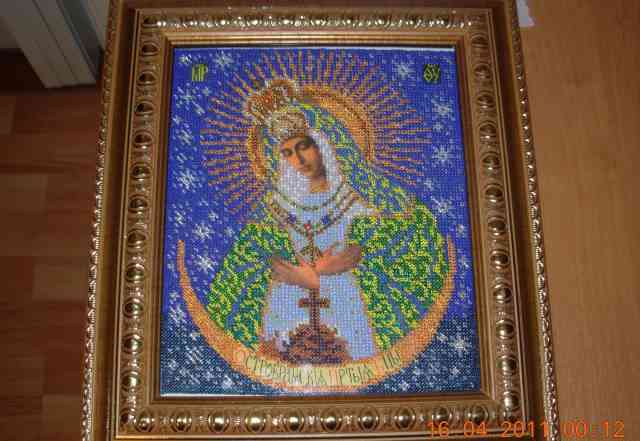 Икона Остробрамской Богородицы, вышитая бисером