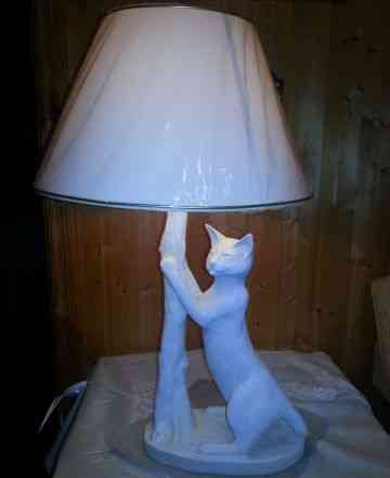 Лампа настольная "Кошка" (новая)