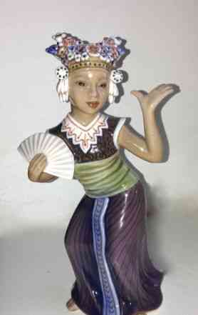 Dahl Jensen N1322 Aju Sitra Oriental dancer