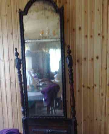 Старинное зеркало антиквариат
