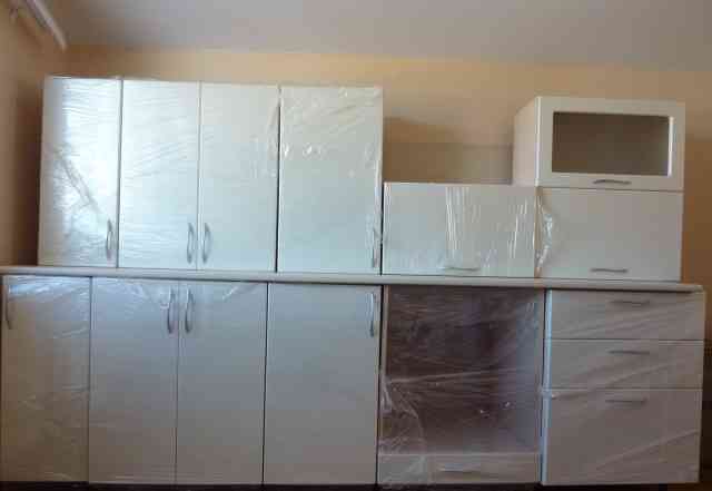 Новый кухонный гарнитур 2.5 м