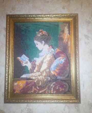 Картина "Девушка с книгой", вышитая бисером