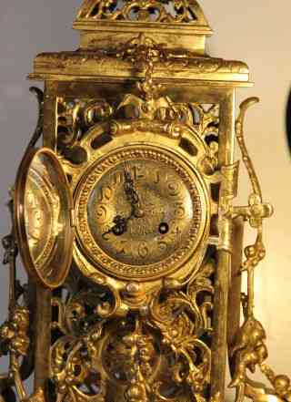 Часы антикварные