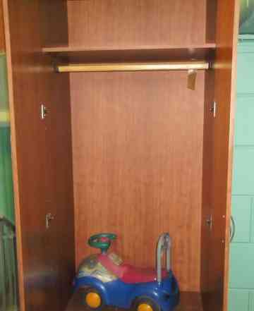 Шкаф от спального гарнитура "Шатура"