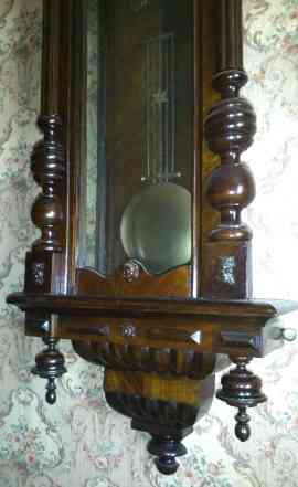 Старинные антикварные настенные часы
