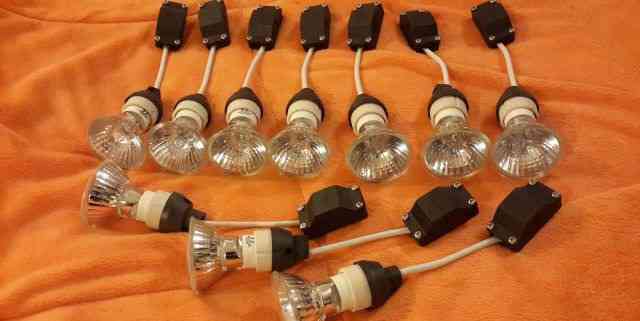 Галогеновые лампочки GU10+ C 220-240V/50W