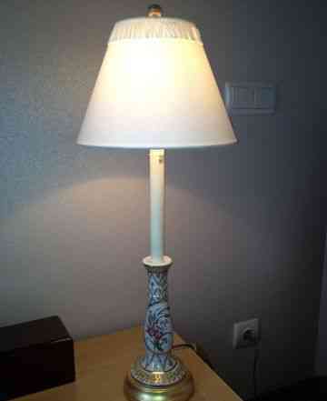 Настольная лампа (фарфор с позолотой)