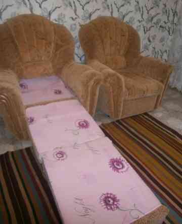 Диван и два кресла кровати