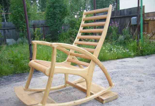 Кресло качалка из лиственницы и кедра