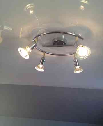 Светильник потолочный х 4 лампы