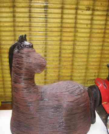 Лошадь керамическая
