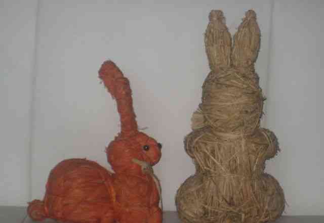 Заяц и кролик из соломы
