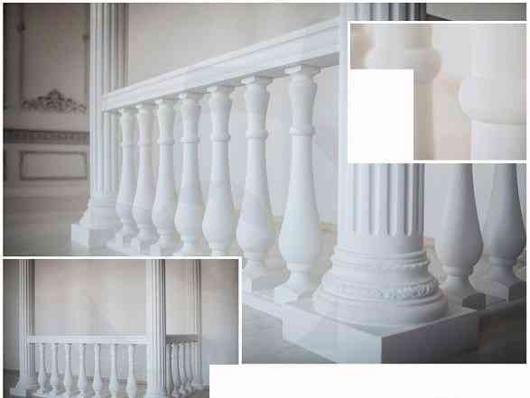 Декоративный балкон с колоннами