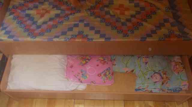 Кровать детская трехъярусная выкатная