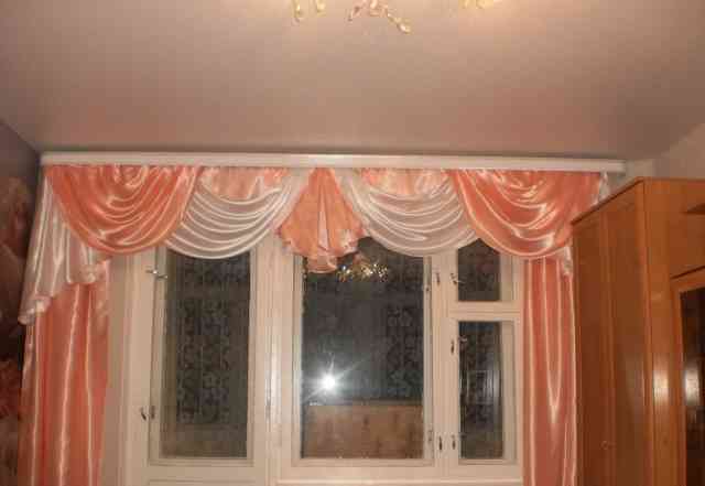 Новые шторы с ламбрекеном персиково-белые