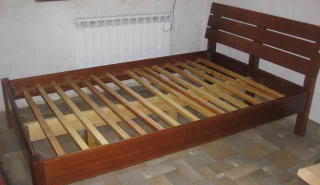  1.5 кровать из массива сосны