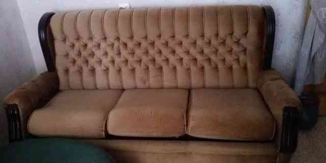 Раскладывающийся диван И 2 кресла