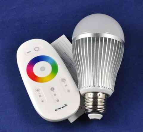 Многоцветная лампа LED-E27-rgbw-6W с пультом