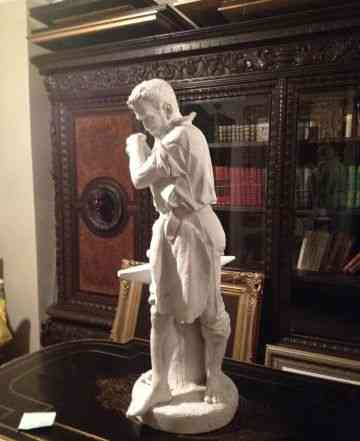 Статуя из бисквита 19 век