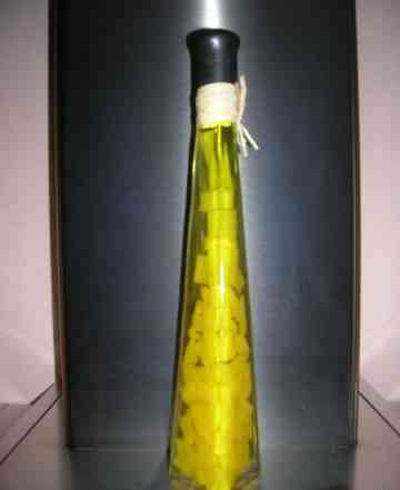 Бутылка декоративная с ананасами