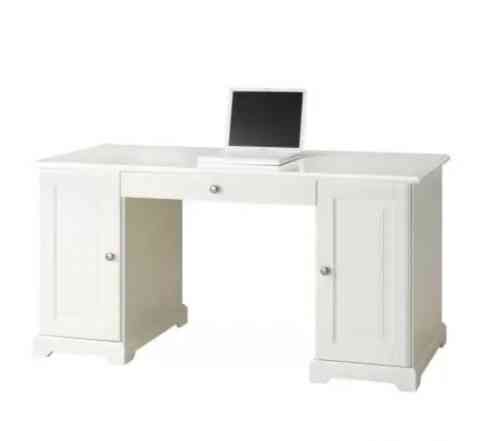  новый белый стол