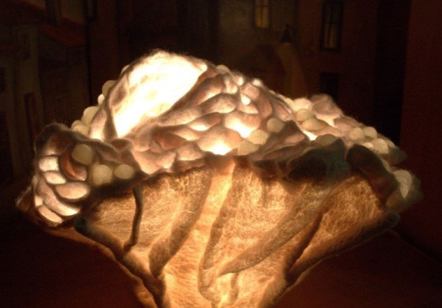 Эксклюзивный светильник из натуральной шерсти